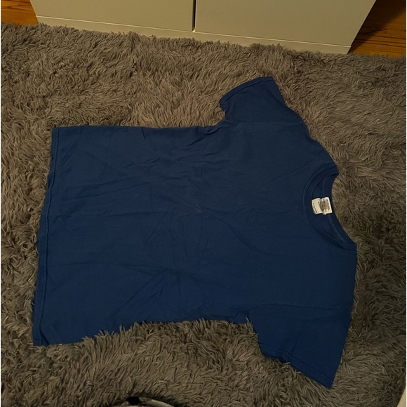 blue t-shirt - Picture 1 of 2